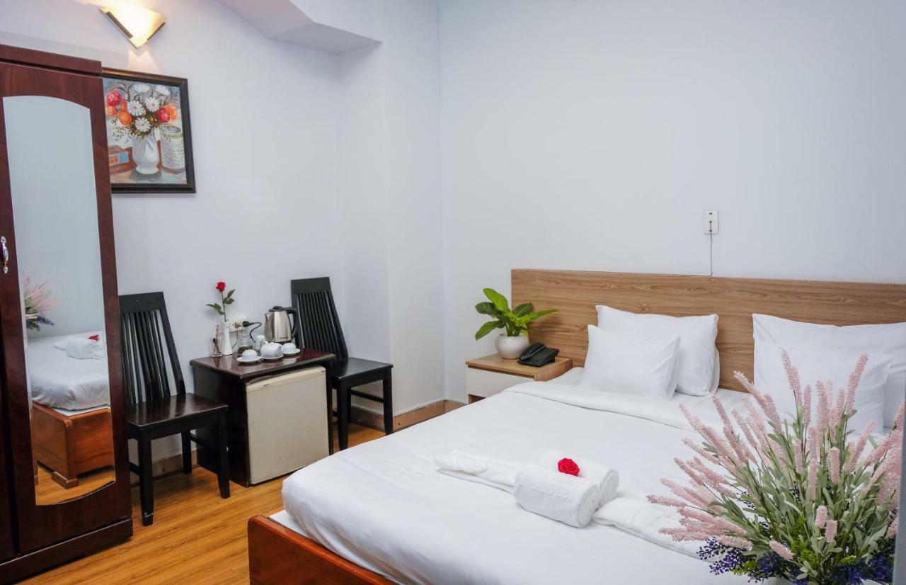 H79 Hotel Ho Chi Minh City Exterior photo